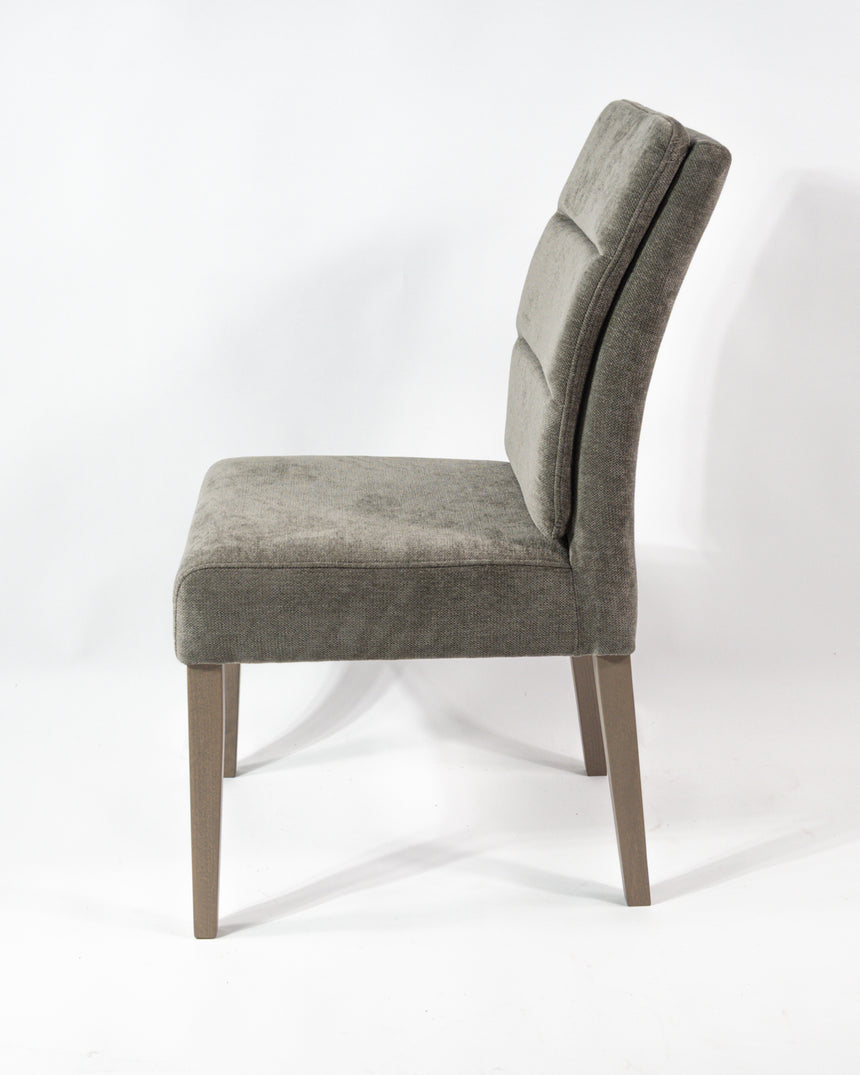 Jedálenská stolička Inez s voliteľným čalúnením