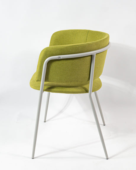 Julia étkezőszék választható szövettel, és lábszínnel