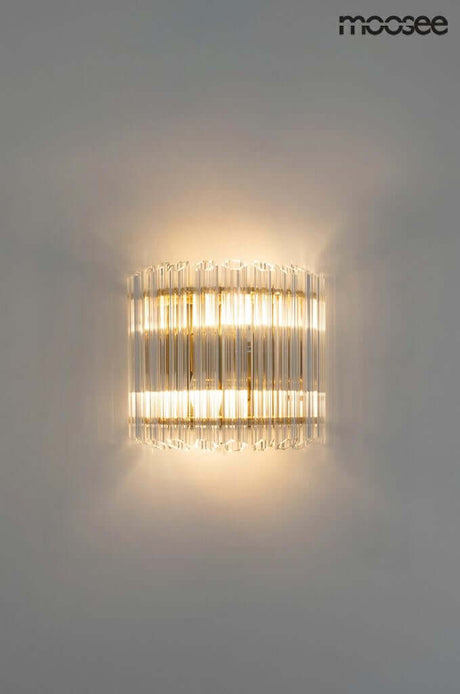 3. Nástenná lampa Palace zlatá