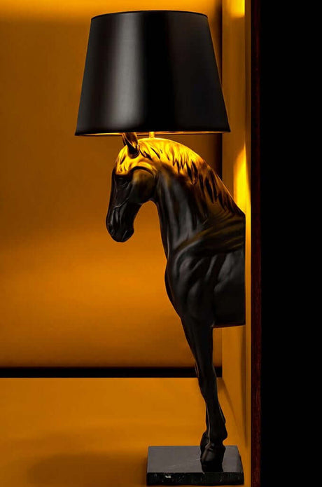 Stojaca lampa GOAT Horse Stand S čierna – sklolaminát