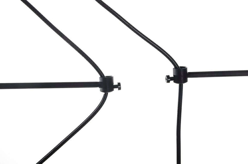 Čierna závesná lampa Flusso Line 4