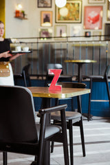 Čalúnená stolička II., stránkovaná podpera B-4395.