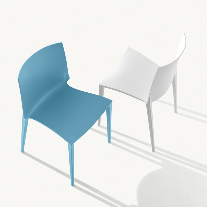 Záhradná stolička Palau II – dostupná vo viacerých farbách 