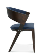 Drevená útulná reštauračná stolička B-1404