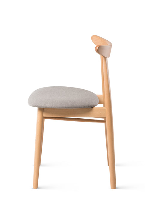 Drevená reštauračná stolička Finn A-1609