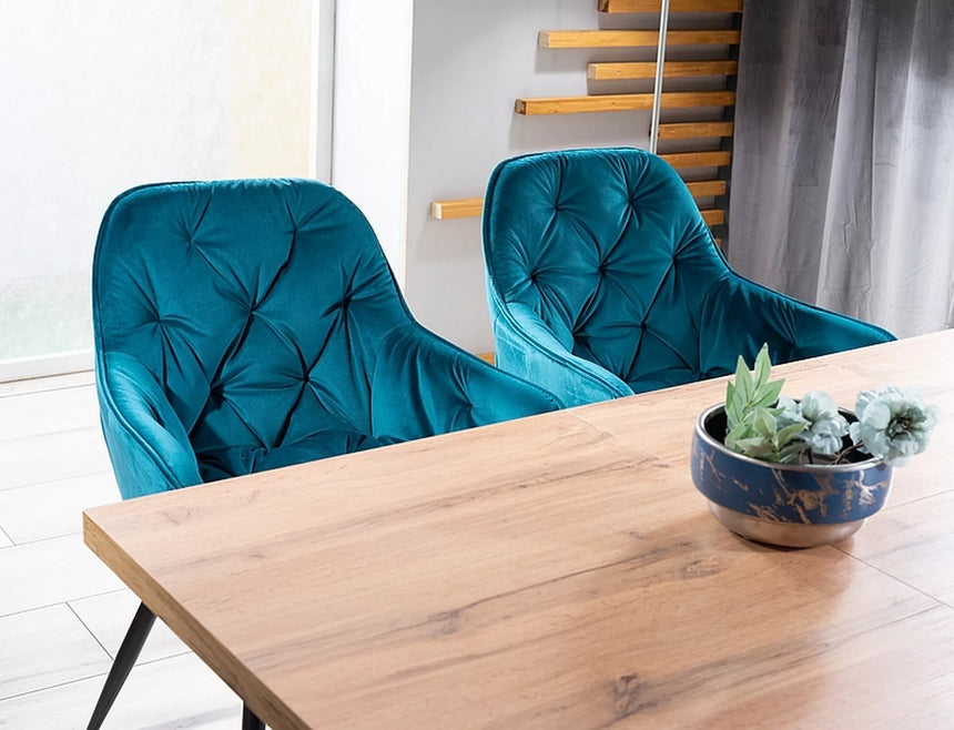 Tehlový jedálenský stôl