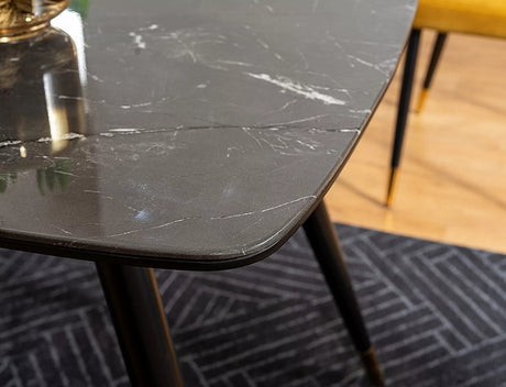 jedálenský stôl Cyryl I.