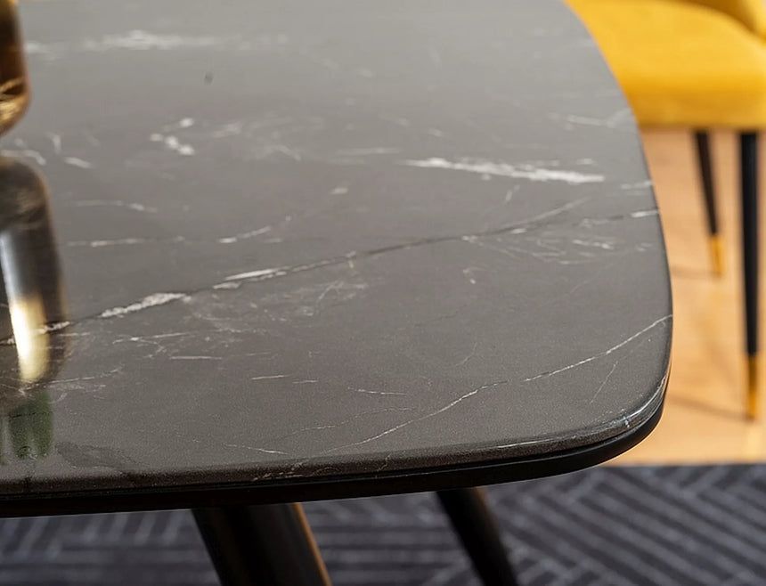 jedálenský stôl Cyryl I.