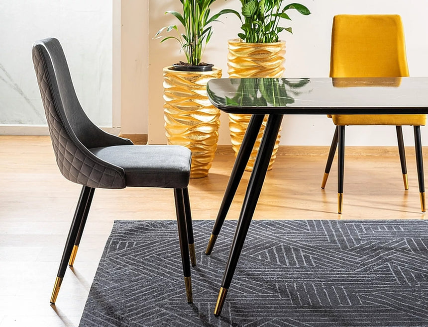 jedálenský stôl Cyryl I.