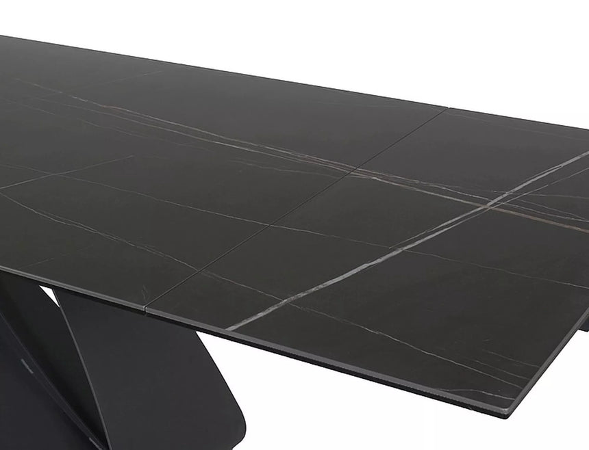 Jedálenský stôl z keramickej ocele Dune