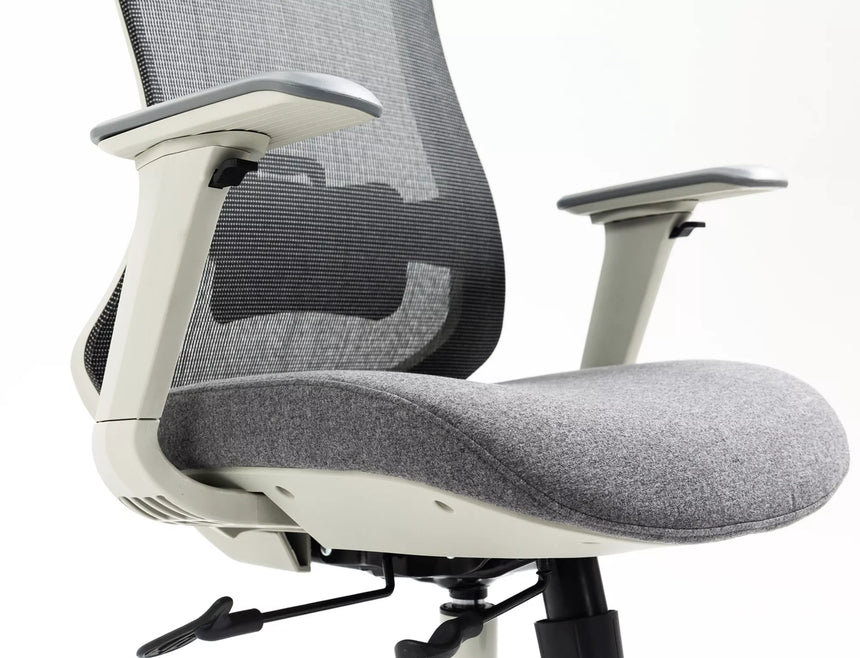 Kancelárska stolička Ergon II.