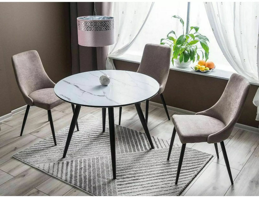 Ideálny jedálenský stôl