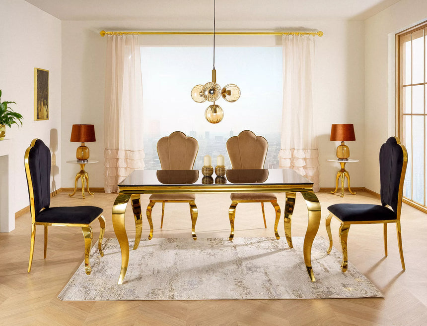 Jedálenský stôl princa III.