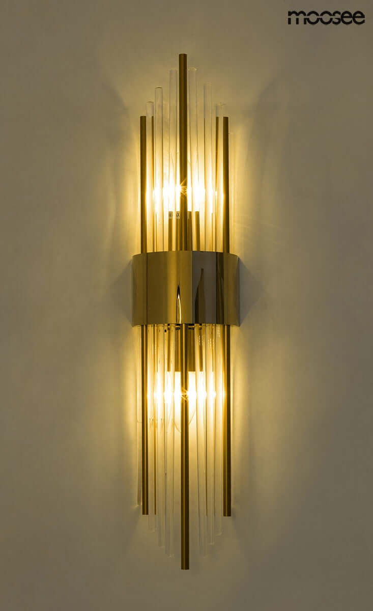 82. Nástenná lampa Amanda zlatá