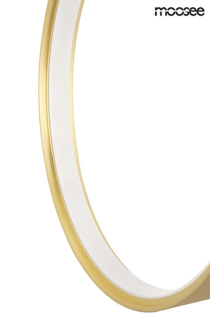 31. Nástenná lampa Circle zlatá