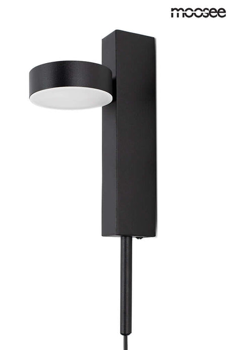 14. Nástenná lampa Clarid čierna