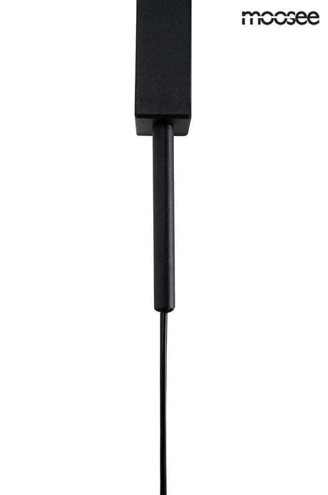 14. Nástenná lampa Clarid čierna