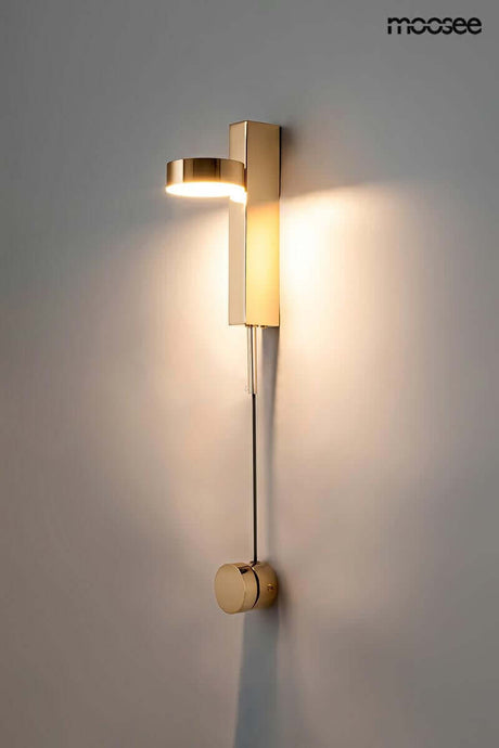 13. Nástenná lampa Clarid zlatá