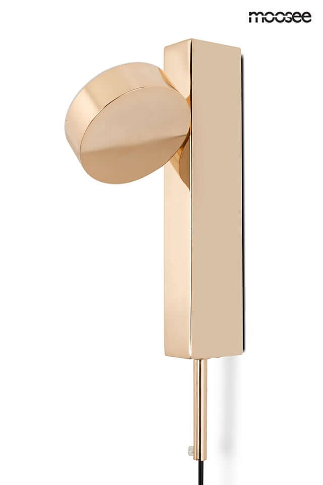 13. Nástenná lampa Clarid zlatá