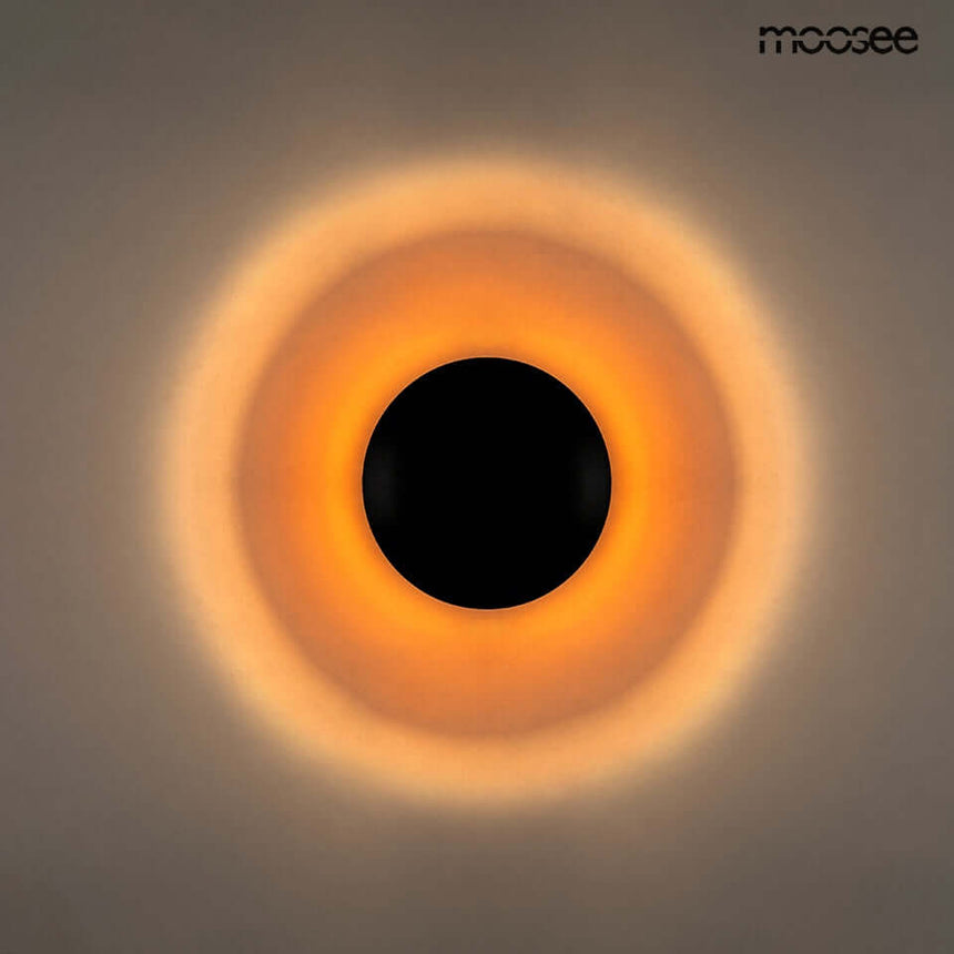 9. Nástenná lampa Eclise zlatá / čierna