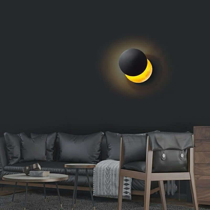 9. Nástenná lampa Eclise zlatá / čierna