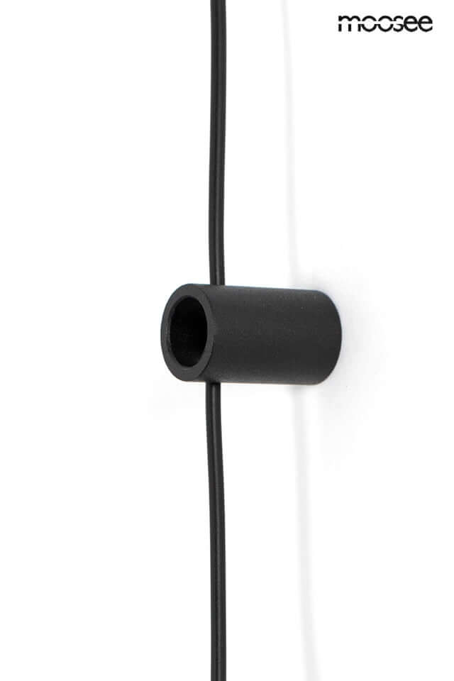 Plochá nástenná lampa čierna