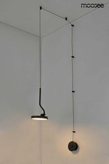 Plochá nástenná lampa čierna