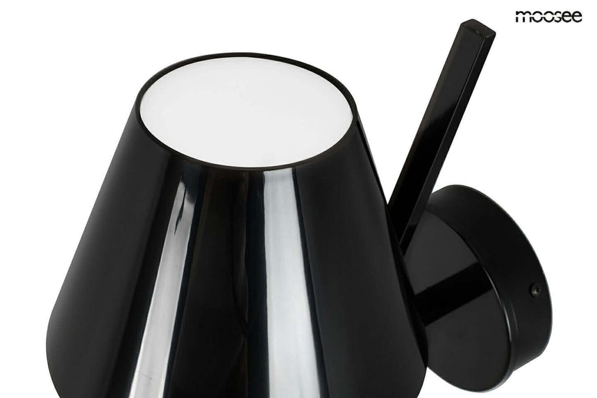 Nástenná lampa Mago čierna