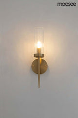 5. Zlatá nástenná lampa Torch