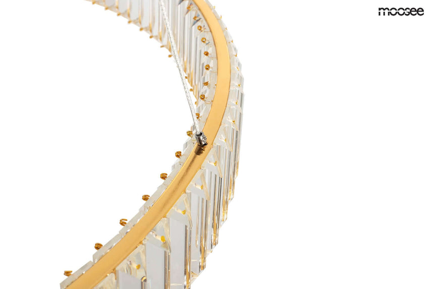 44. Závesná lampa Liberty Triples zlatá