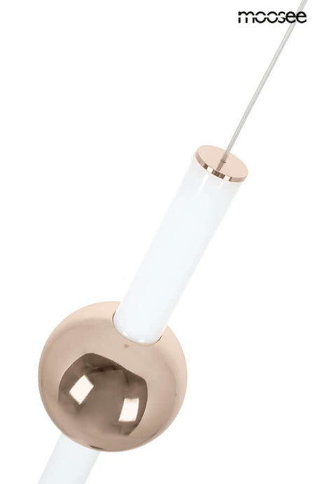 52. Závesná lampa Libra 90 In biela/zlatá