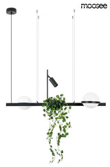 32. Závesná lampa s kvetmi, čierna