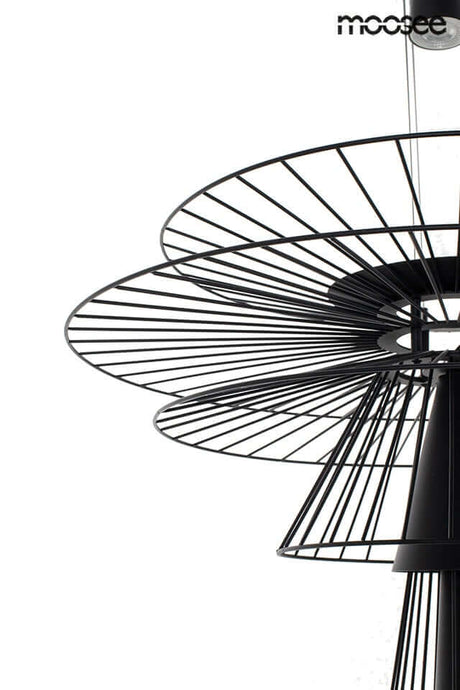 Závesná lampa Sesto čierna
