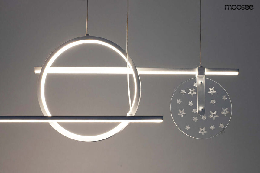 Závesná lampa s hviezdičkami biela