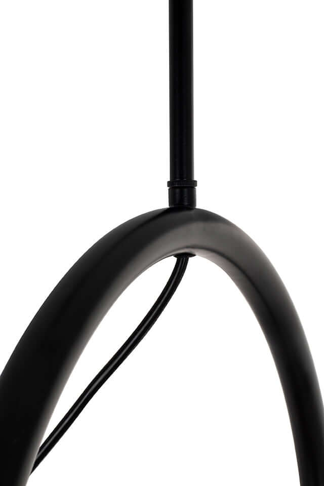 Závesná lampa čierna