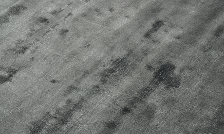 Plain Steel Gray viszkóz szőnyeg nappaliban