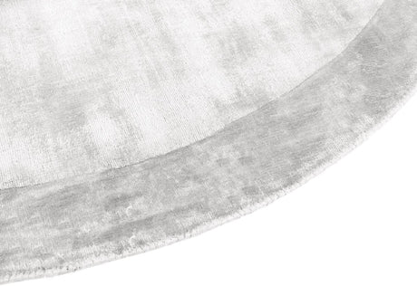 Tere Light Gray kerek viszkóz szőnyeg szálszerkezete közelről
